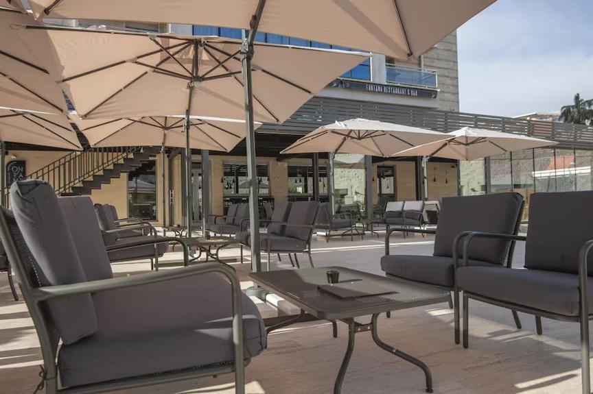 Blue Marlin Apartments 부드바 외부 사진
