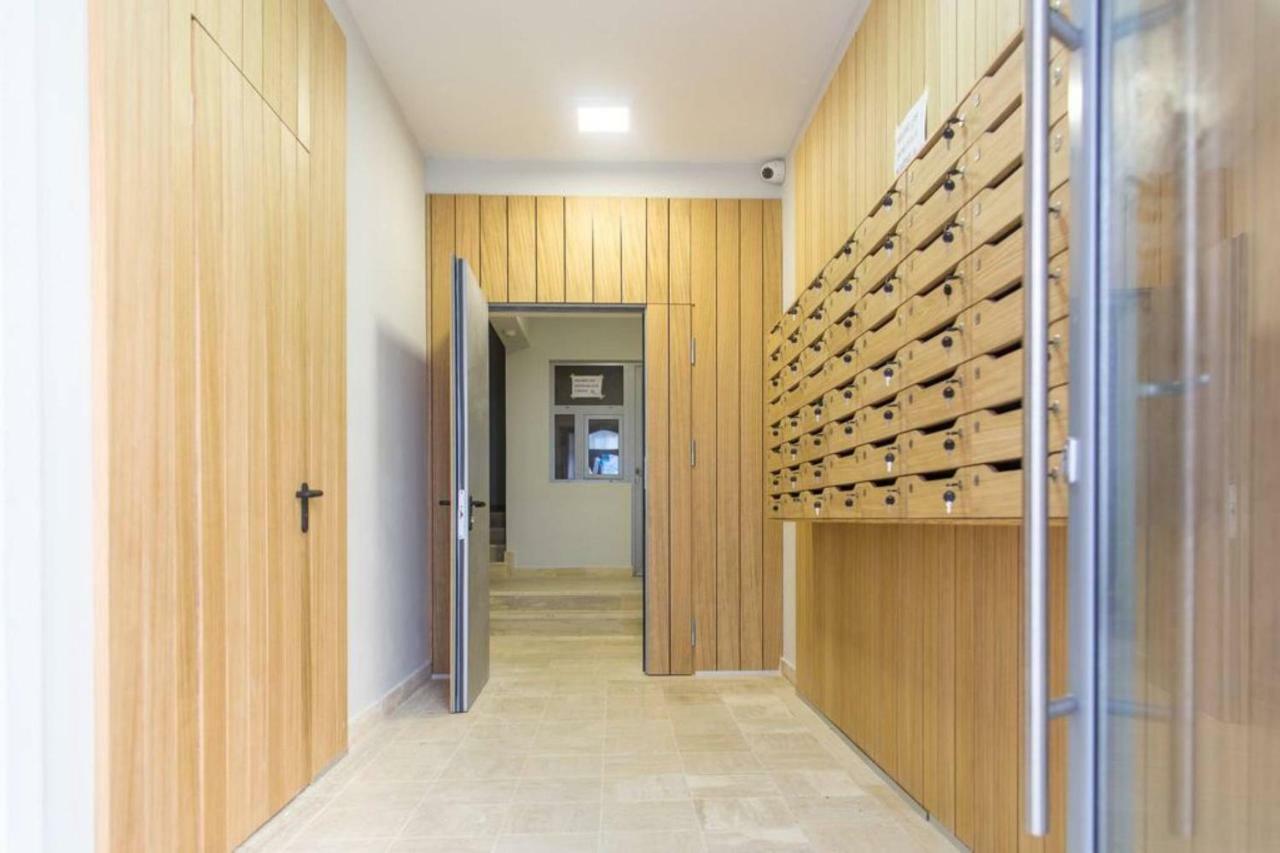 Blue Marlin Apartments 부드바 외부 사진