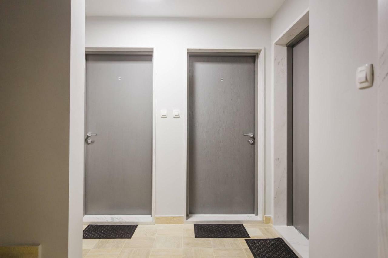 Blue Marlin Apartments 부드바 외부 사진