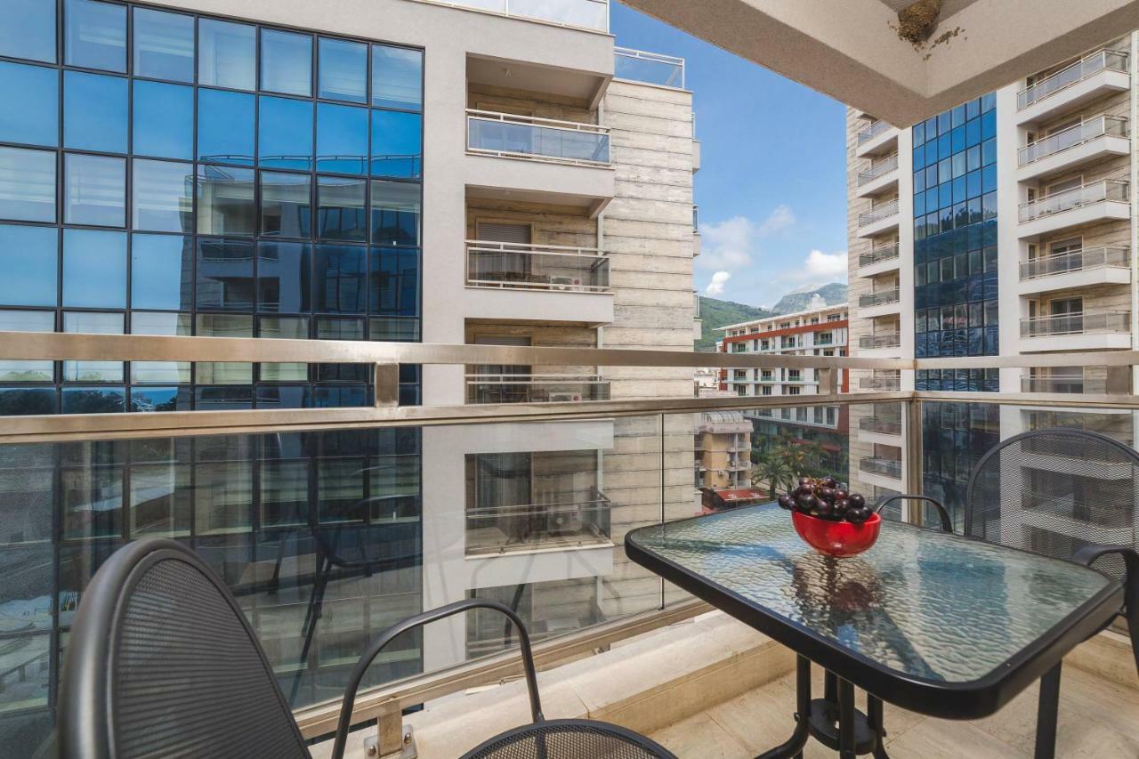 Blue Marlin Apartments 부드바 외부 사진
