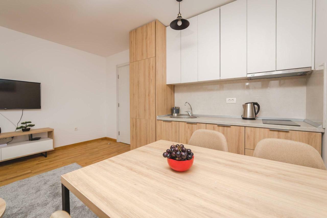 Blue Marlin Apartments 부드바 외부 사진