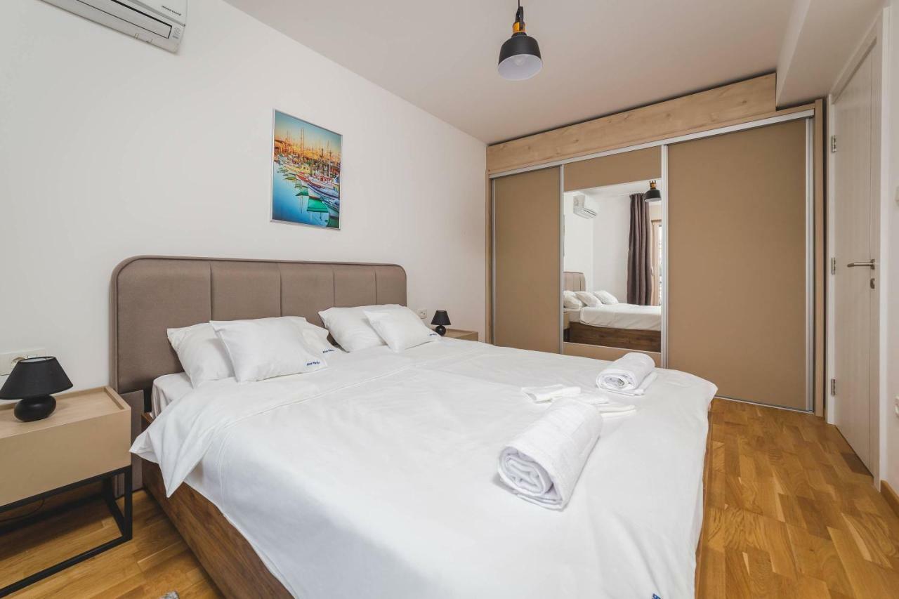 Blue Marlin Apartments 부드바 외부 사진